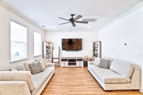 Living - 5248 Pointer Pl, Murfreesboro, TN 37129 photo 2 of 2