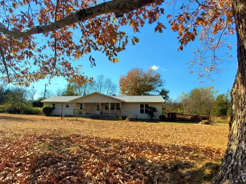 5531 Alvin York Hwy, Whitwell, TN 37397