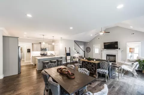 Dining - 224 Rockcastle Dr, Murfreesboro, TN 37128 photo 3 of 6