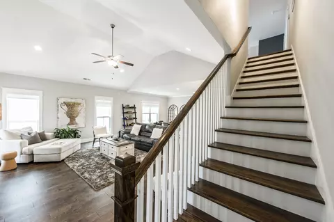 Entry Way - 224 Rockcastle Dr, Murfreesboro, TN 37128 photo 5 of 8