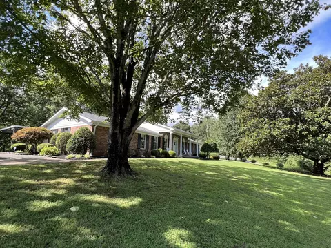 Exterior - 1296 E Grinders Switch Rd, Centerville, TN 37033 photo 1 of 28