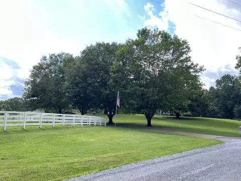 View/Area - 1296 E Grinders Switch Rd, Centerville, TN 37033 photo 15 of 16