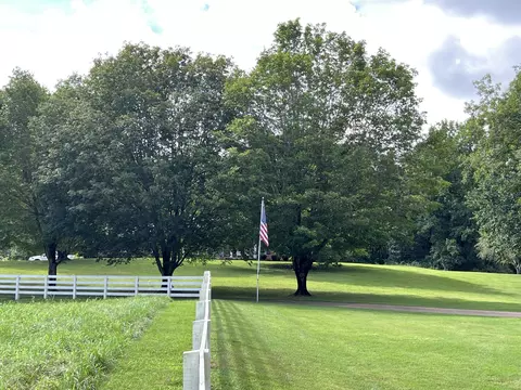 View/Area - 1296 E Grinders Switch Rd, Centerville, TN 37033 photo 13 of 16