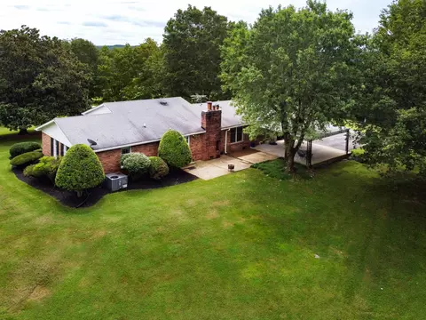 Exterior - 1296 E Grinders Switch Rd, Centerville, TN 37033 photo 5 of 28