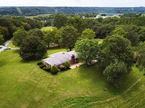 View/Area - 1296 E Grinders Switch Rd, Centerville, TN 37033 photo 4 of 16