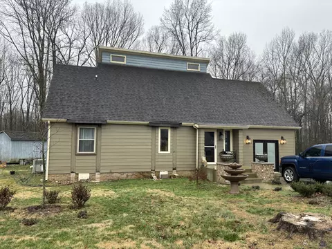 120 Wallace Dr, Tullahoma, TN 37388