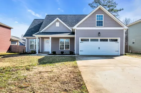 448 Hawkins Rd, Clarksville, TN 37040