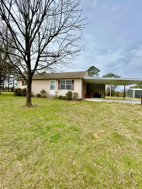 3969 Us Highway 43, Saint Joseph, TN 38481
