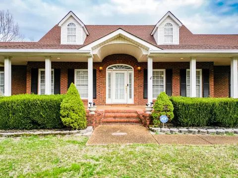 1700 Springplace Rd, Lewisburg, TN 37091
