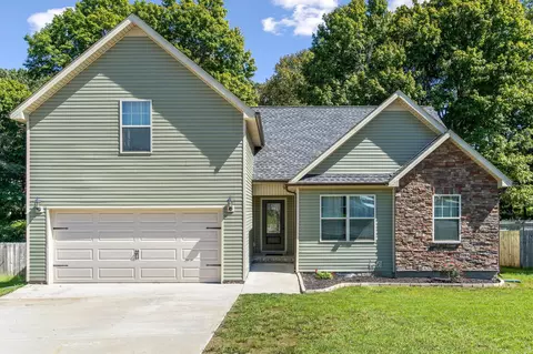 125 Sycamore Hill Dr, Clarksville, TN 37042