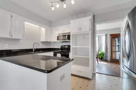 Kitchen - 1214 Tomahawk Trce, Murfreesboro, TN 37129 photo 3 of 5