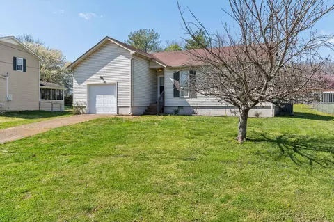 411 Sunset Dr, Mount Juliet, TN 37122