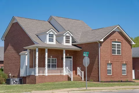 312 Stadium Dr, White House, TN 37188