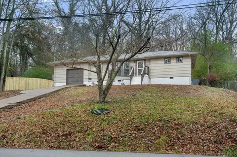3635 Thrushwood Dr, Chattanooga, TN 37415