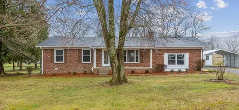 239 Austin Dr, Portland, TN 37148