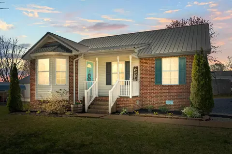 108 Hearthstone Dr, Portland, TN 37148
