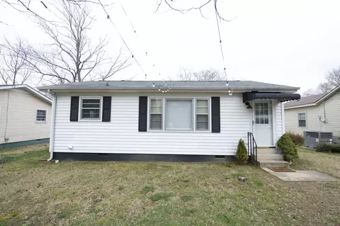 220 Lee St, Tullahoma, TN 37388