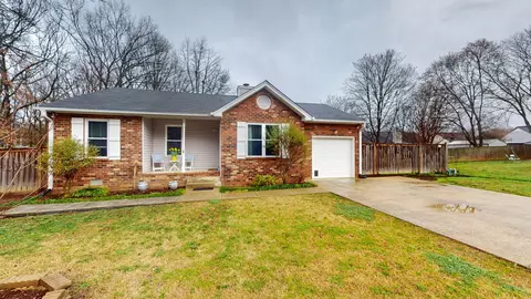 320 Scotts Creek Pl, Hermitage, TN 37076