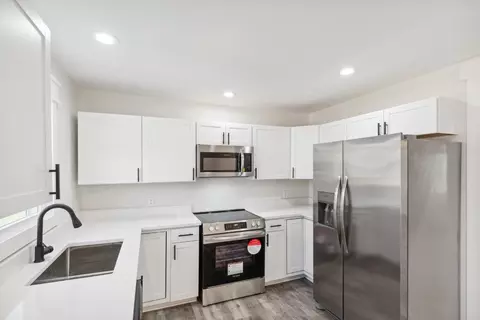 Kitchen - 253 Pleasant View Rd, White Bluff, TN 37187 photo 4 of 6