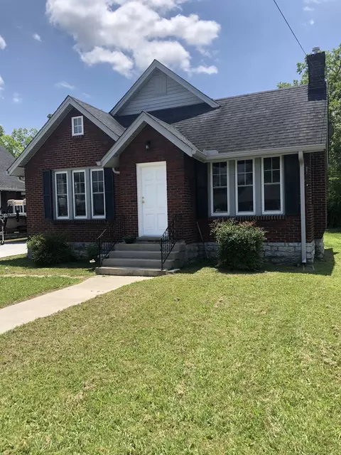 216 Cumberland Dr, Lebanon, TN 37087