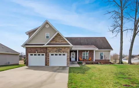 270 Bellshire Dr, Clarksville, TN 37043