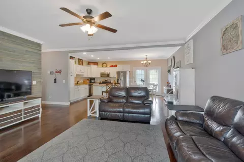 5028 Conquer Dr, Murfreesboro, TN 37128 photo 8