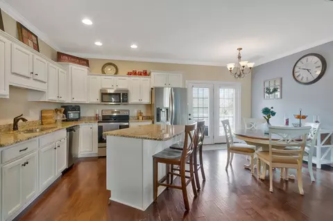 5028 Conquer Dr, Murfreesboro, TN 37128 photo 9