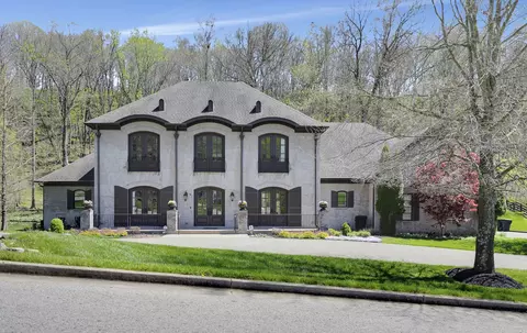 105 Treemont Ln, Franklin, TN 37069