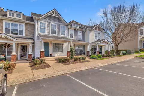 319 Shadow Glen Dr, Nashville, TN 37211