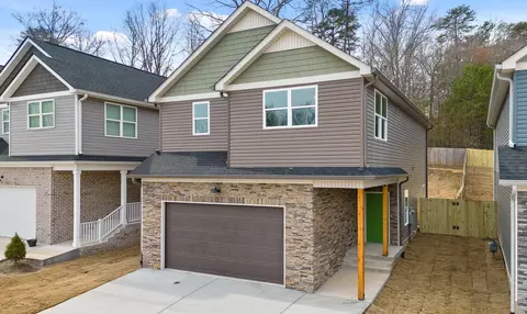 430 Candytuft Ln, Hixson, TN 37343