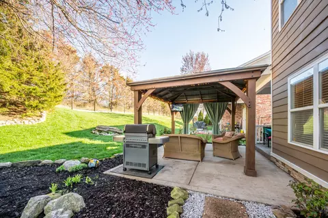 Exterior - 1020 Dunrobin Dr, Franklin, TN 37067 photo 4 of 14