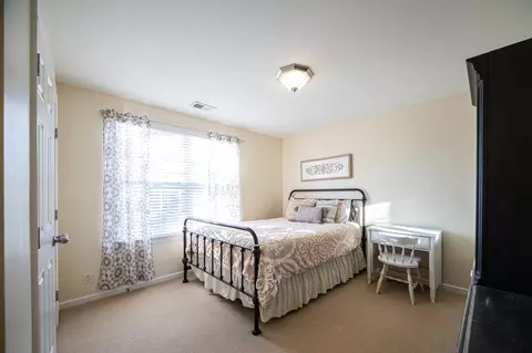 Bedroom - 1020 Dunrobin Dr, Franklin, TN 37067 photo 8 of 8