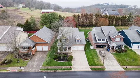 Exterior - 1020 Dunrobin Dr, Franklin, TN 37067 photo 13 of 14