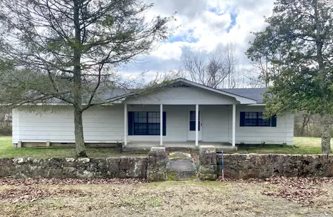 60 Gum St, Tracy City, TN 37387
