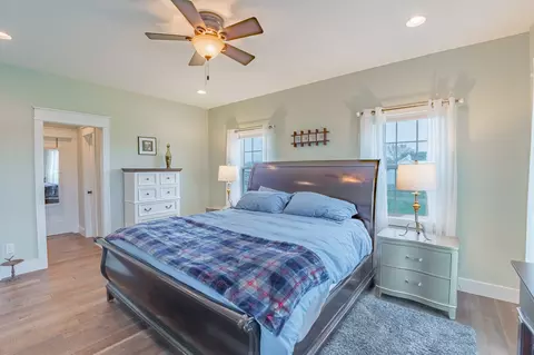 Bedroom - 467 Williams St, Decherd, TN 37324 photo 2 of 4