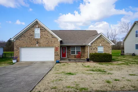 1035 Monticello Pl, Gallatin, TN 37066