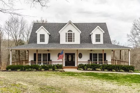 3239 Goolinghorn Rd, Palmyra, TN 37142