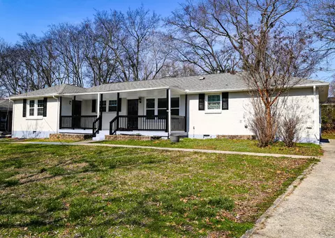 1921 Berkshire Dr, Nashville, TN 37216