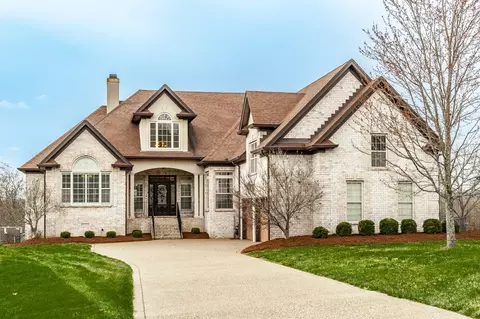 1150 Stirlingshire Dr, Hendersonville, TN 37075