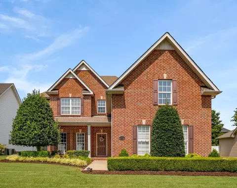 5434 Cloister Dr, Murfreesboro, TN 37128