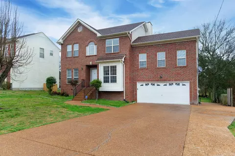 139 E Harbor Dr, Hendersonville, TN 37075