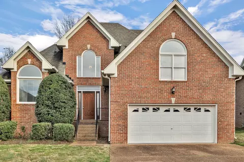 608 Rivercrest Way, Nashville, TN 37214