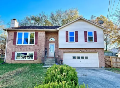 478 Bamburg Dr, Clarksville, TN 37040