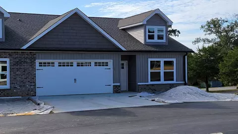 15 Floyd Ln #33, Ringgold, GA 30736
