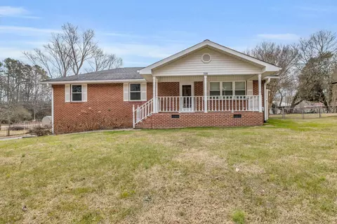 256 Hiawatha Cir, Chickamauga, GA 30707