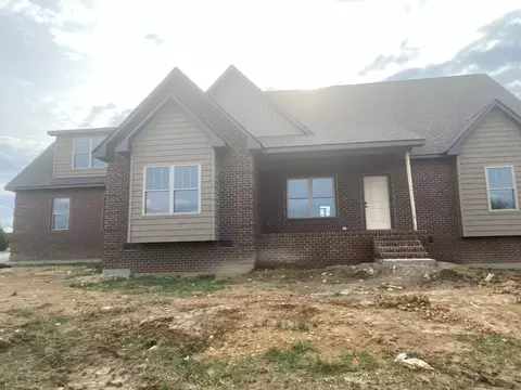 470 Cotton Ln, Leoma, TN 38468