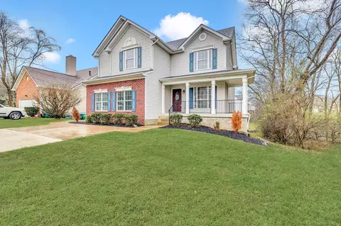 106 Waters Edge Ln, Hendersonville, TN 37075