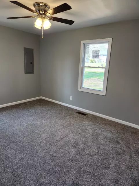 2221 Cherry Dr, Pulaski, TN 38478 photo 12