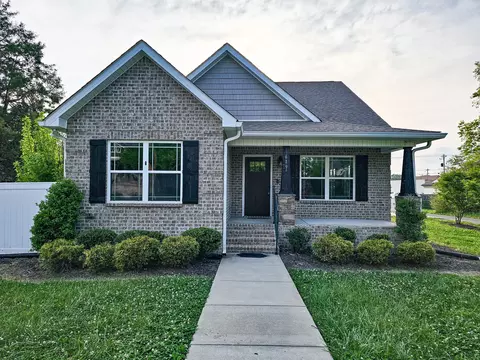 619 N Jefferson St, Shelbyville, TN 37160