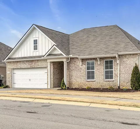 2094 Sunflower Dr, Spring Hill, TN 37174